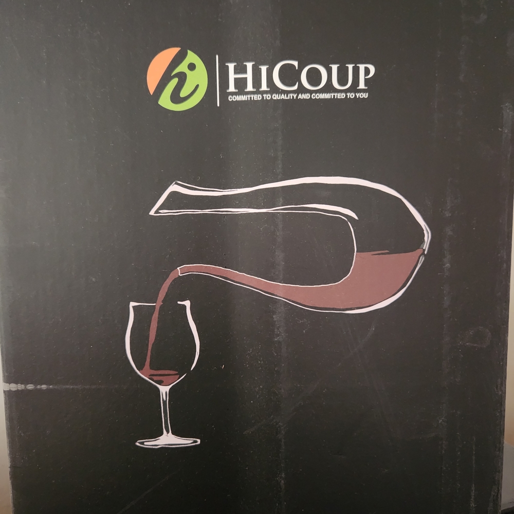 Brand New Never Opened Wine Decanter - Elegant Clear Design
